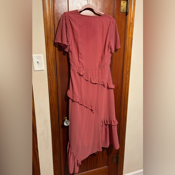 LULU’S Pink Flutter Sleeve Wrap Midi Dress Women’s Size Medium - Picture 6 of 6